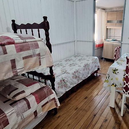 הוילה Casa De 2 Quartos Com 2 Ares-Condicionados Em Torres-Rs - Na Mais Bela Praia Gaucha - Cozinha - Banheiro - Tv Smart 32 E Wi-Fi - Estacionamento - Anfitria Superhost No Bnb מראה חיצוני תמונה