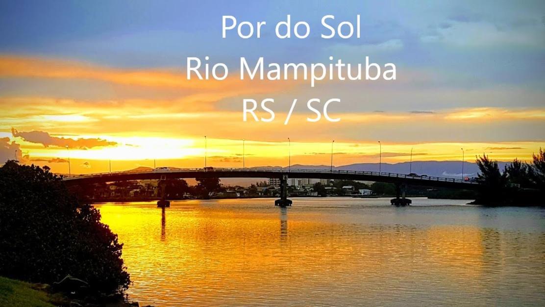 הוילה Casa De 2 Quartos Com 2 Ares-Condicionados Em Torres-Rs - Na Mais Bela Praia Gaucha - Cozinha - Banheiro - Tv Smart 32 E Wi-Fi - Estacionamento - Anfitria Superhost No Bnb מראה חיצוני תמונה